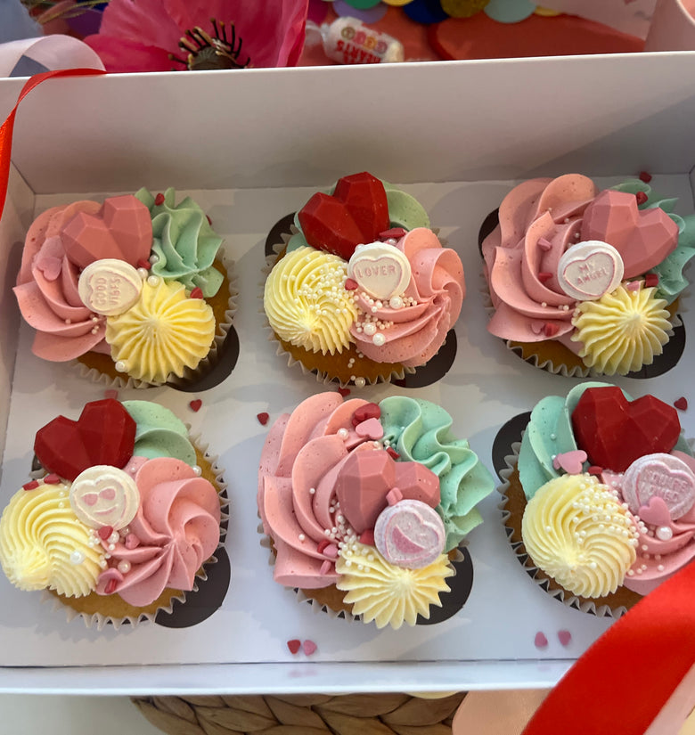 Valentine’s cupcake box