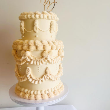 ANTOINETTE - Vintage Style